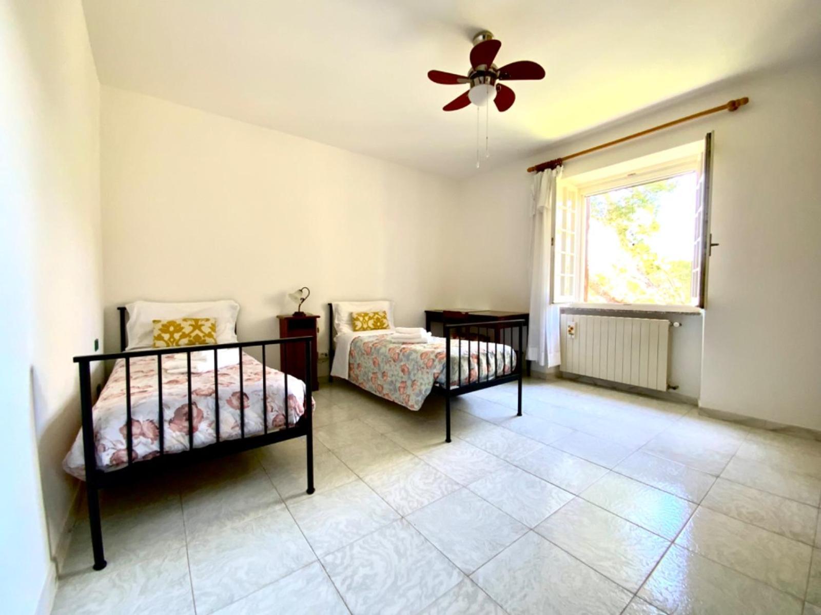 Aragonite Azzurra Casa Vacanza Гоннеза Екстер'єр фото